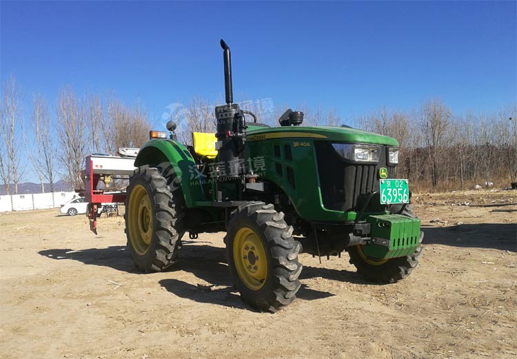 北京農(nóng)業(yè)機械加裝萬純尾氣凈化器促減排，助力藍天保衛(wèi)戰(zhàn)